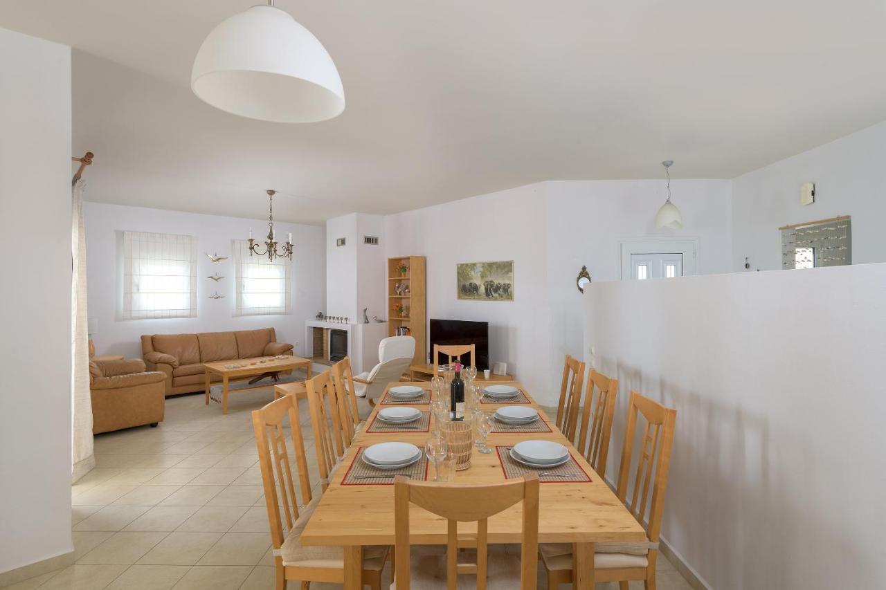 Villa Evelyn Pefki  Bagian luar foto