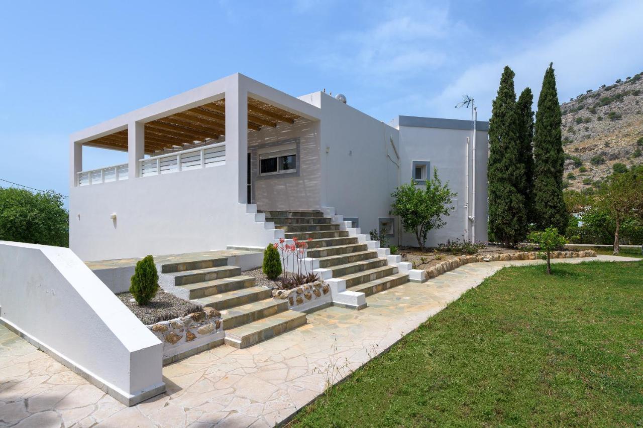 Villa Evelyn Pefki  Bagian luar foto